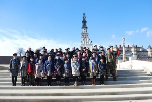 HARCERZE ODDALI HOŁD ŻOŁNIERZOM WYKLĘTYM