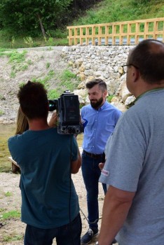 Plik graficzny o nazwie: https://www.mstow.pl/media/2017/news-08/02O-mstowskiej-przyrodzie-w-TVP3_m.jpg