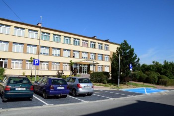 Parking przy Szkole Podstawowej w Mstowie