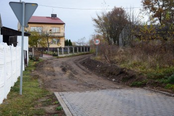 Modernizacja drogi dojazdowej do pól Kobyłczyce-Mokrzesz
