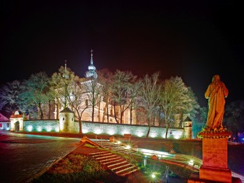 Klasztor-w-Mstowie_2