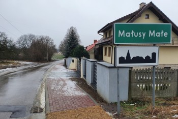 I etap chodnika w Małusach Małych