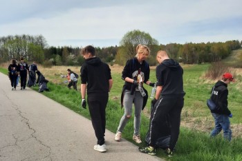 Akcja sprzątania w Kobyłczycach