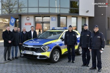 Radiowóz dla Komisariatu Policji w Kłomnicach