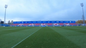 Uczniowie szkoły w Małusach Wielkich na stadionie Rakowa Częstochowa