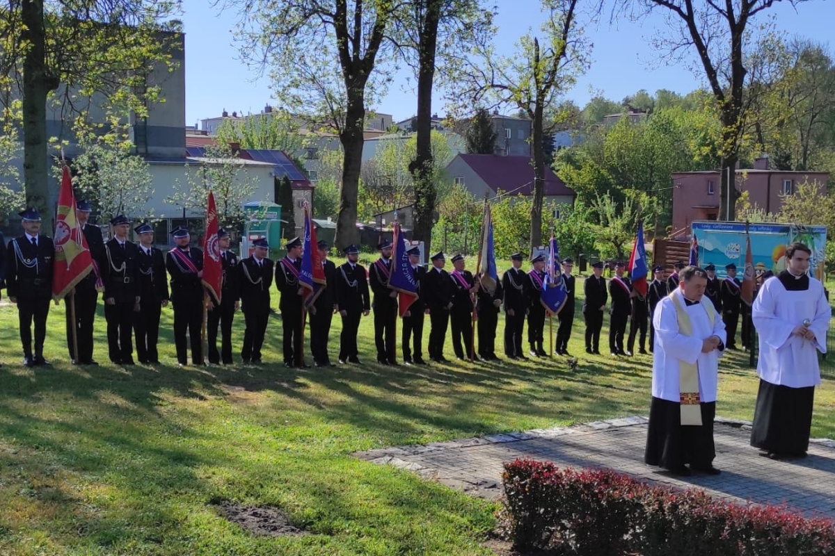 „Hołd dla odwagi i poświęcenia”