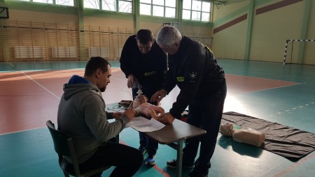 Kurs pierwszej pomocy - nowi ratownicy w gminie Mstów