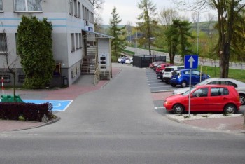 Zagospodarowanie parkingu przy Urzędzie Gminy w Mstowie