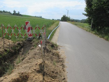 Trwa budowa wodociągu od ul. Głównej w Zawadzie do ul. Sportowej w Mstowie