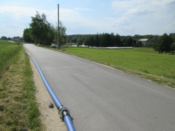 Trwa budowa wodociągu od ul. Głównej w Zawadzie do ul. Sportowej w Mstowie