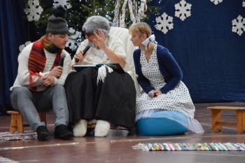 "Królowa Śniegu" na Mikołajki - Szkoła Mstów, 07.12.2018