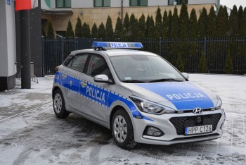 Nowy radiowóz dla policjantów z Kłomnic
