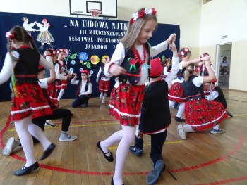 III Międzyszkolny Festiwal Folklorystyczny „Na ludową nutkę” - Jaskrów, 26.04.2019