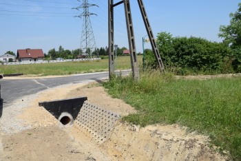 „Remont drogi w ul. Strażackiej w Kucharach"