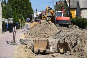 Przebudowa ul.Starowiejskiej w Jaskrowie - prace trwają