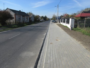 III etap budowy chodnika w Kobyłczycach zakończony