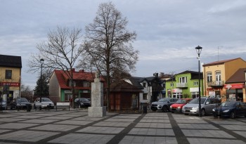 Oświetlenie i monitoring na Placu Mickiewicza w Mstowie