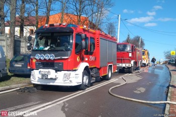 Pożar zakładu przetwórstwa odpadów w Mokrzeszy 23.03.2020 