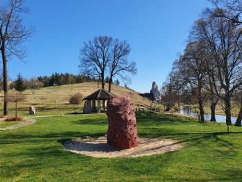 Naprawa wiat przystankowych i altany grillowej