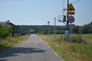 Progi zwalniające w Łuszczynie