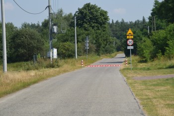 Progi zwalniające w Łuszczynie