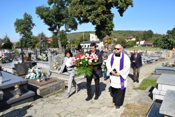 Pogrzeb osób rozstrzelanych w lesie jaskrowskim w 1939r. -cmentarz Mstów 21.09.2020