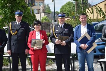 Specjalistyczny samochód trafił do OSP Mstów