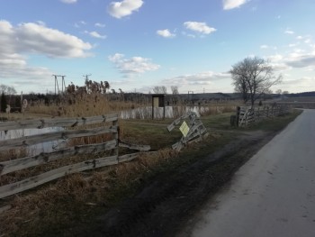 Ogrodzenie zbiornika wodnego w Małusach Wielkich