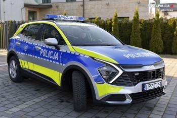 Nowy radiowóz dla Komisariatu Policji w Kłomnicach 30.12.2022