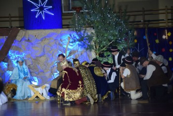 Widowisko jasełkowe w Szkole Podstawowej w Mstowie, 15.12.2023