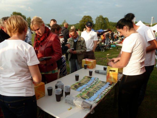 OWOCOWO W MSTOWIE ZADEBIUTOWAŁO NA PIKNIKU INTEGRACYJNYM