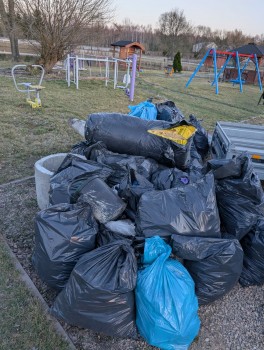 Akcja sprzątania w Kobyłczycach_14.03.2026