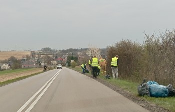 „Gminne sprzątanie Ziemi