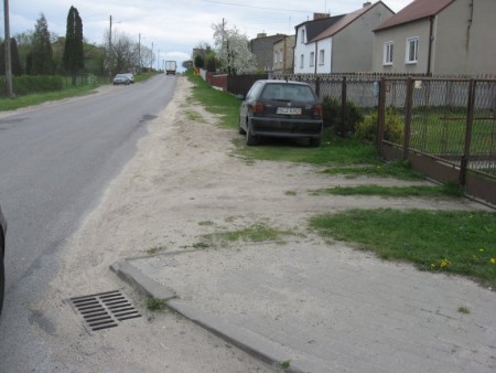 CHODNIK PRZY ULICY 16-STYCZNIA ZAKOŃCZONY