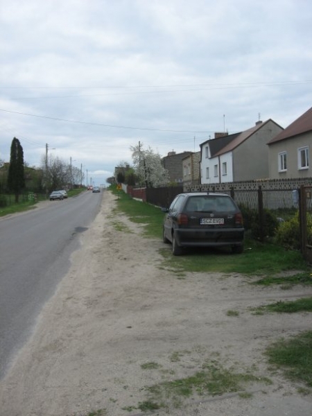 CHODNIK PRZY ULICY 16-STYCZNIA ZAKOŃCZONY