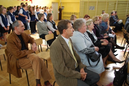 BUDOWA HALI SPORTOWEJ PRZY GIMNAZJUM W MSTOWIE