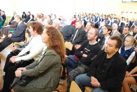 BUDOWA HALI SPORTOWEJ PRZY GIMNAZJUM W MSTOWIE