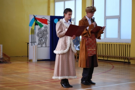 BUDOWA HALI SPORTOWEJ PRZY GIMNAZJUM W MSTOWIE