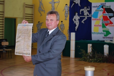 BUDOWA HALI SPORTOWEJ PRZY GIMNAZJUM W MSTOWIE