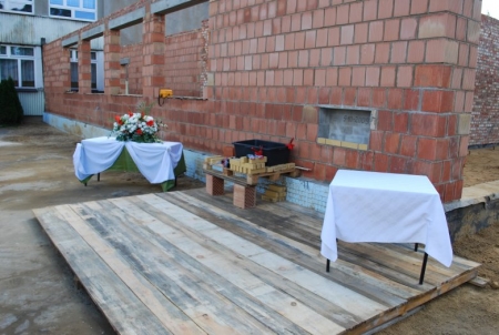 BUDOWA HALI SPORTOWEJ PRZY GIMNAZJUM W MSTOWIE