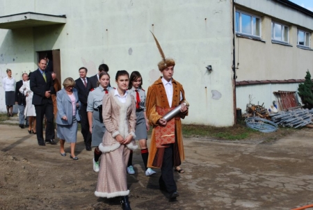 BUDOWA HALI SPORTOWEJ PRZY GIMNAZJUM W MSTOWIE