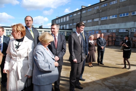 BUDOWA HALI SPORTOWEJ PRZY GIMNAZJUM W MSTOWIE