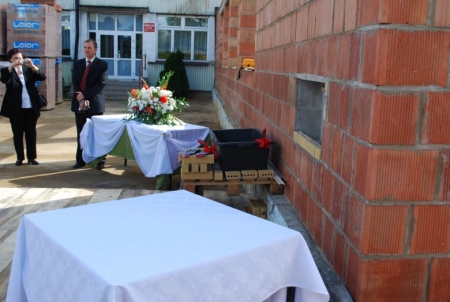 BUDOWA HALI SPORTOWEJ PRZY GIMNAZJUM W MSTOWIE