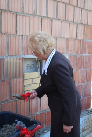 BUDOWA HALI SPORTOWEJ PRZY GIMNAZJUM W MSTOWIE