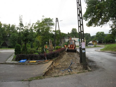 REMONT CHODNIKA PRZY UL. 16 STYCZNIA WE MSTOWIE