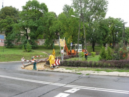 REMONT CHODNIKA PRZY UL. 16 STYCZNIA WE MSTOWIE