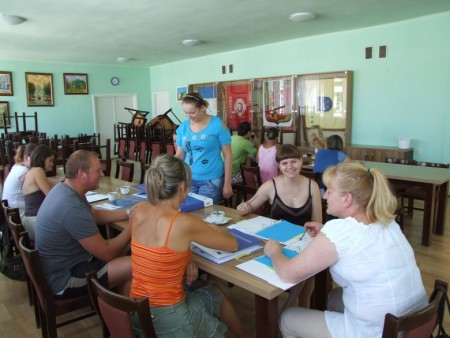 AKTYWACJA BEZROBOTNYCH W GMINIE MSTÓW