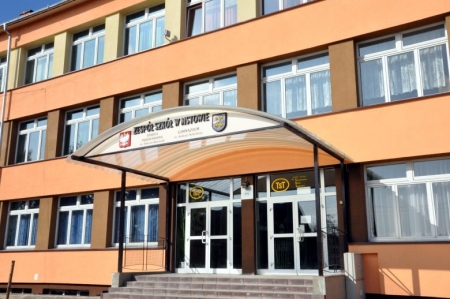 ZAKOŃCZONO TERMOMODERNIZACJĘ SZKOŁY WE MSTOWIE
