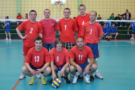 I TURNIEJ PIŁKI SIATKOWEJ WYGRAŁA REPREZENTACJA MSTOWA!!!!