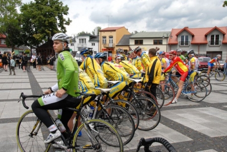 FOTORELACJA Z MISTRZOSTW POLSKI W KOLARSTWIE SZOSOWYM JUNIORÓW 2011